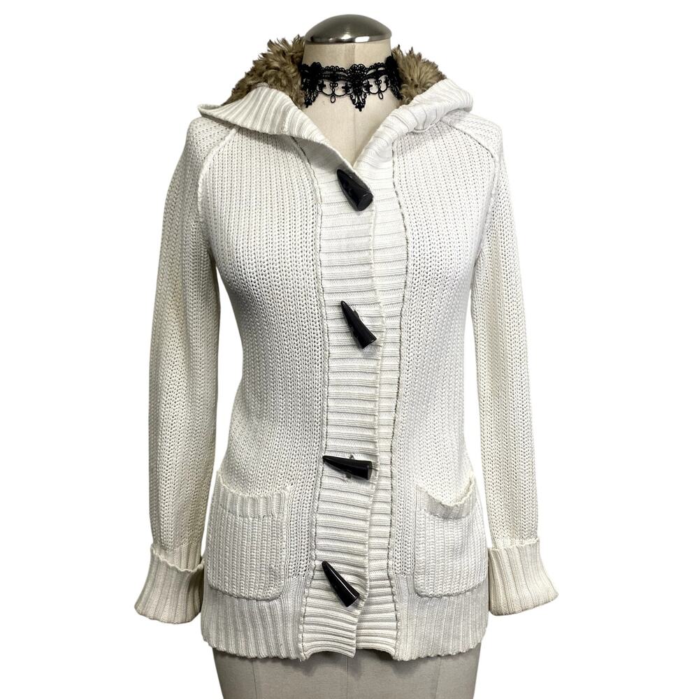 Y2K Style Knit White Fur Lined Toggle Button Sweater Jacket Grunge Cozy Sz Small